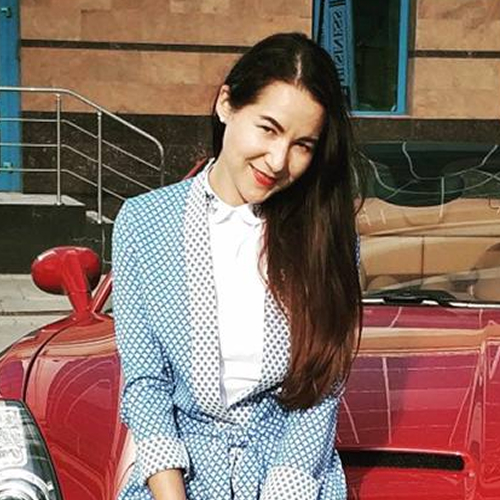 Луиза Назипова